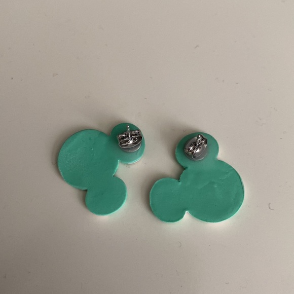 Mickey clay stud earrings - Picture 2 of 3